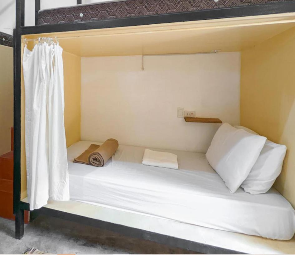 Lexias Hostel And Workspace - Siargao Catangnan エクステリア 写真